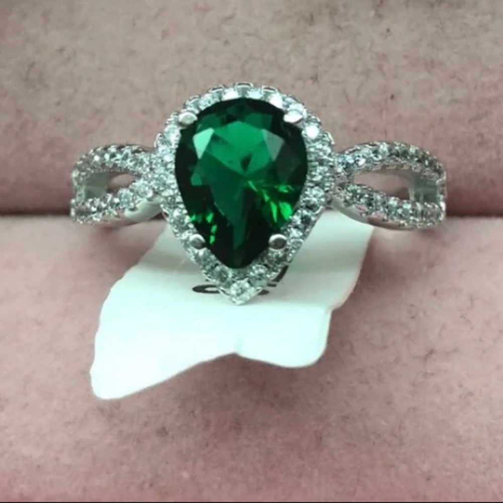 Size 9 925 charmed Aroma ring